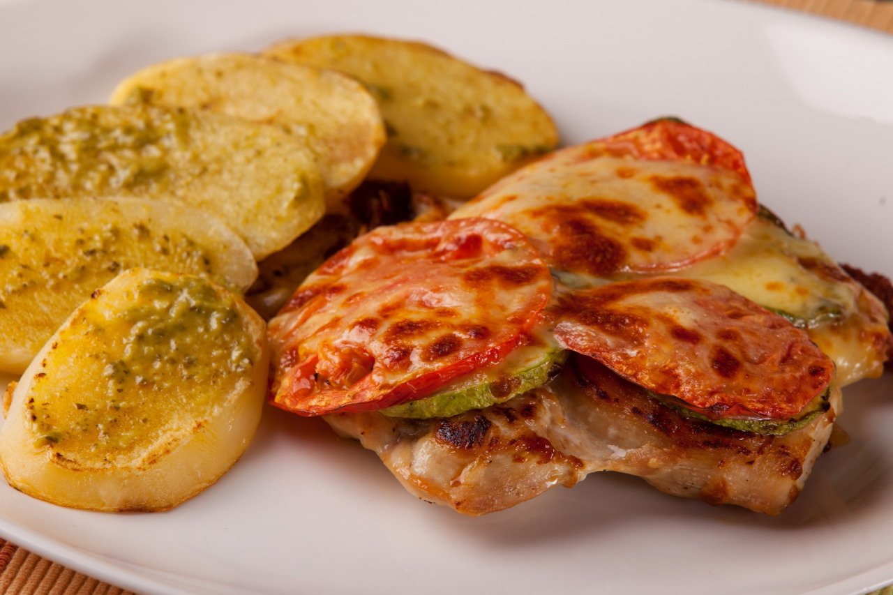 ГЛАДНА МЕЧКА ХОРО НЕ ИГРАЕ